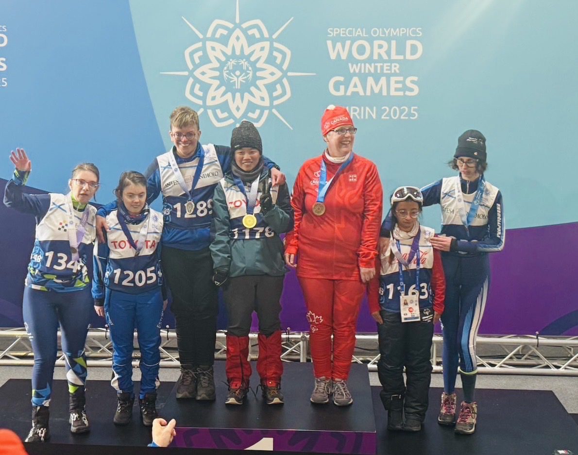 2025冬季特奧會台中好手賴儀庭勇奪金牌 運動局長盛讚台中之光 2025冬季特奧會台中好手賴儀庭勇奪金牌 運動局長盛讚台中之光