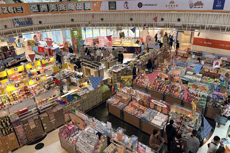 不用到海外也能輕鬆嚐到異國美食! 夢時代亞洲美食商品展美味登場 不用到海外也能輕鬆嚐到異國美食! 夢時代亞洲美食商品展美味登場