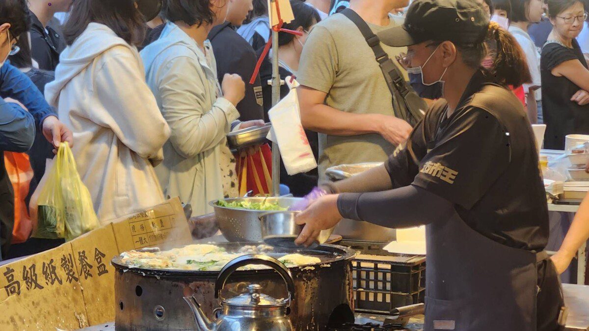 花蓮東大門夜市王「閃Q台東 潮食趴」 相揪迺夜市、響應做公益 花蓮東大門夜市王「閃Q台東 潮食趴」 相揪迺夜市、響應做公益