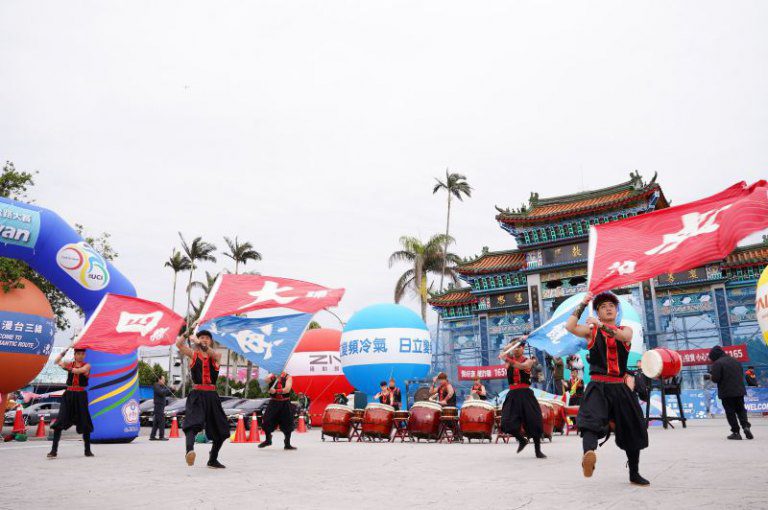 自由車環台賽「浪漫台三線站」登場  世界好手齊聚義民廟競逐榮耀 自由車環台賽「浪漫台三線站」登場  世界好手齊聚義民廟競逐榮耀