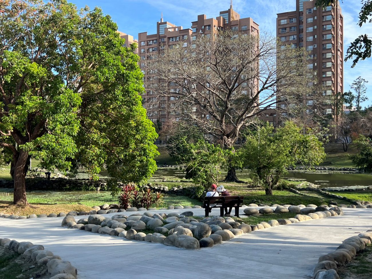 高雄本和里滯洪池環境改善工程完工 打造人本友善空間 高雄本和里滯洪池環境改善工程完工 打造人本友善空間