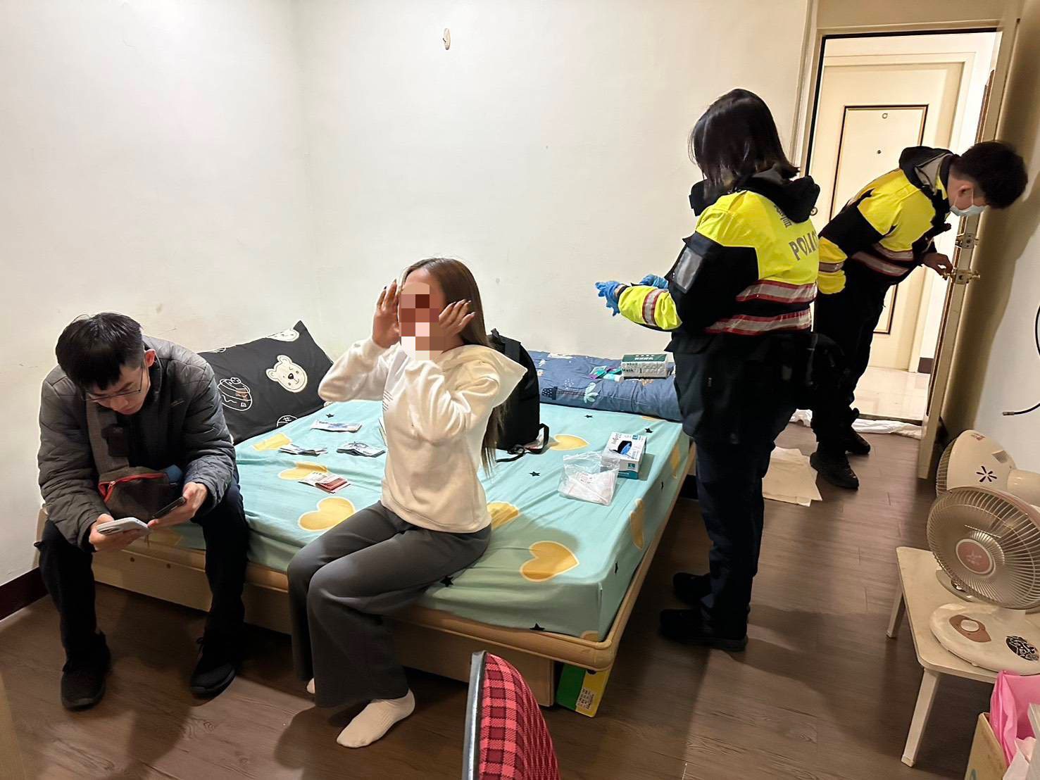 楊梅警查獲賣淫集團 4泰女遭限制人身自由 楊梅警查獲賣淫集團 4泰女遭限制人身自由