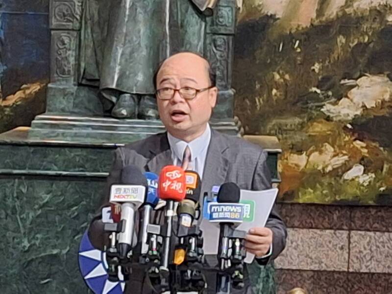 民進黨就戰鬥位置 孫健萍呼籲全民捍衛民主 破除賴清德「納粹化」專權 民進黨就戰鬥位置 孫健萍呼籲全民捍衛民主 破除賴清德「納粹化」專權