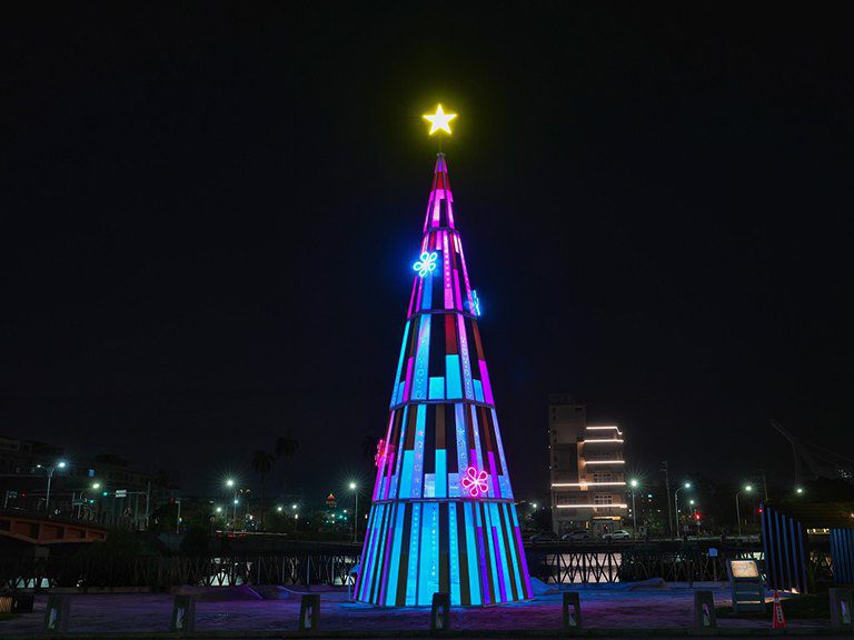 臺南聖誕燈節設計閃耀國際 榮獲美國繆思大獎二金一銀 臺南聖誕燈節設計閃耀國際 榮獲美國繆思大獎二金一銀