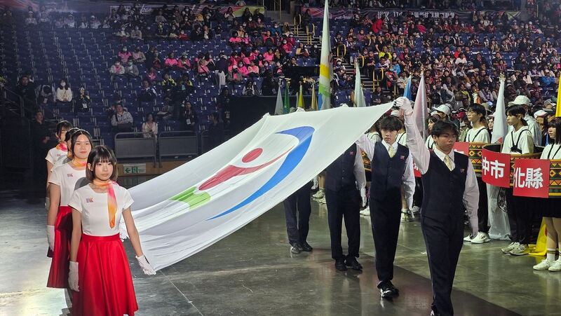 114年原民運高雄開幕 萬名原民好手齊聚 副總統蕭美琴歡迎全國民眾到場加油 114年原民運高雄開幕 萬名原民好手齊聚 副總統蕭美琴歡迎全國民眾到場加油