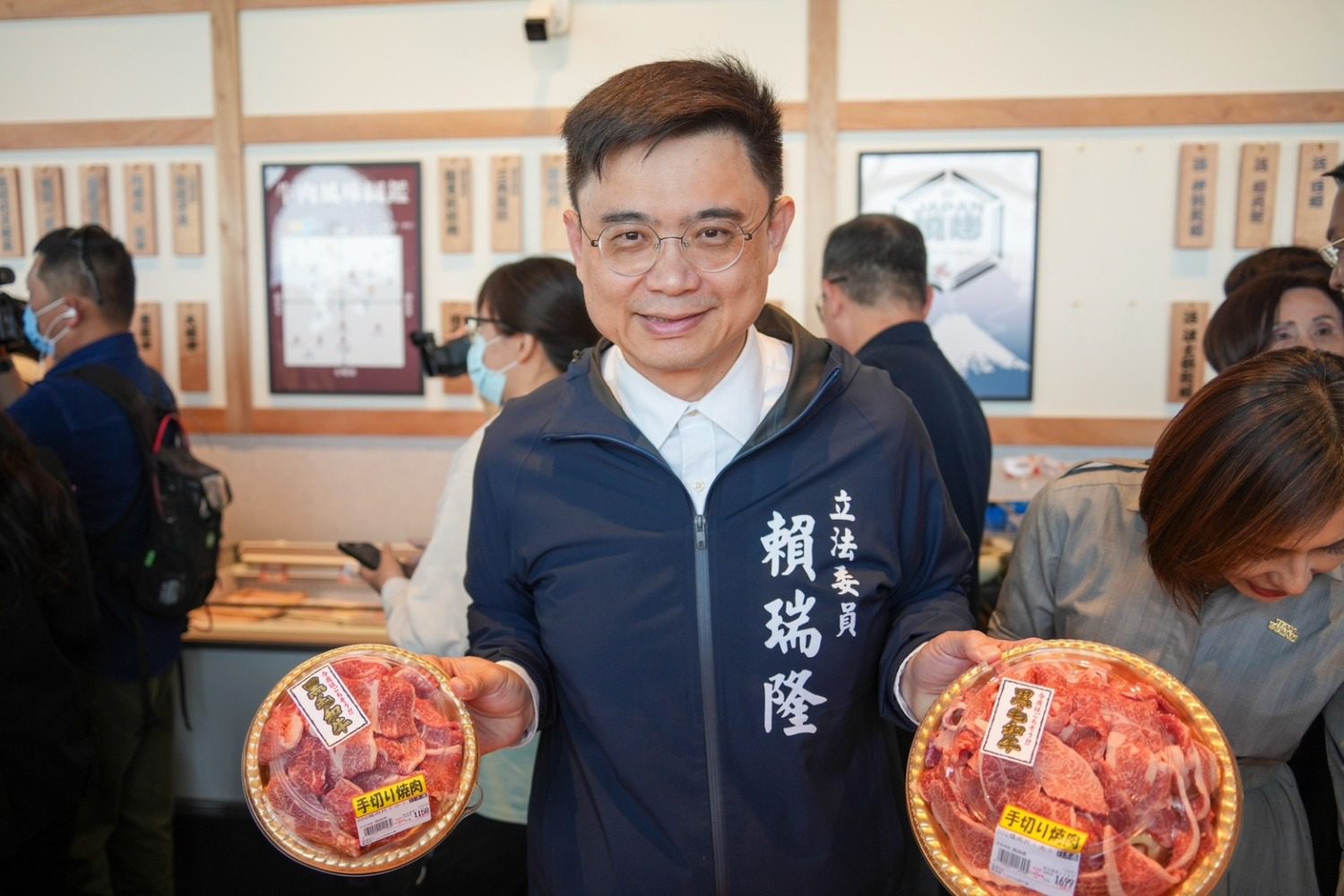 賴瑞隆爭取農業部三千萬 助鼓山新濱町海洋廚房改造重新開幕 賴瑞隆爭取農業部三千萬 助鼓山新濱町海洋廚房改造重新開幕