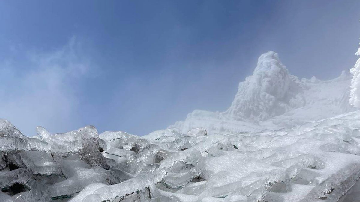 玉山高山積雪融化 夜間低溫結冰步道危險