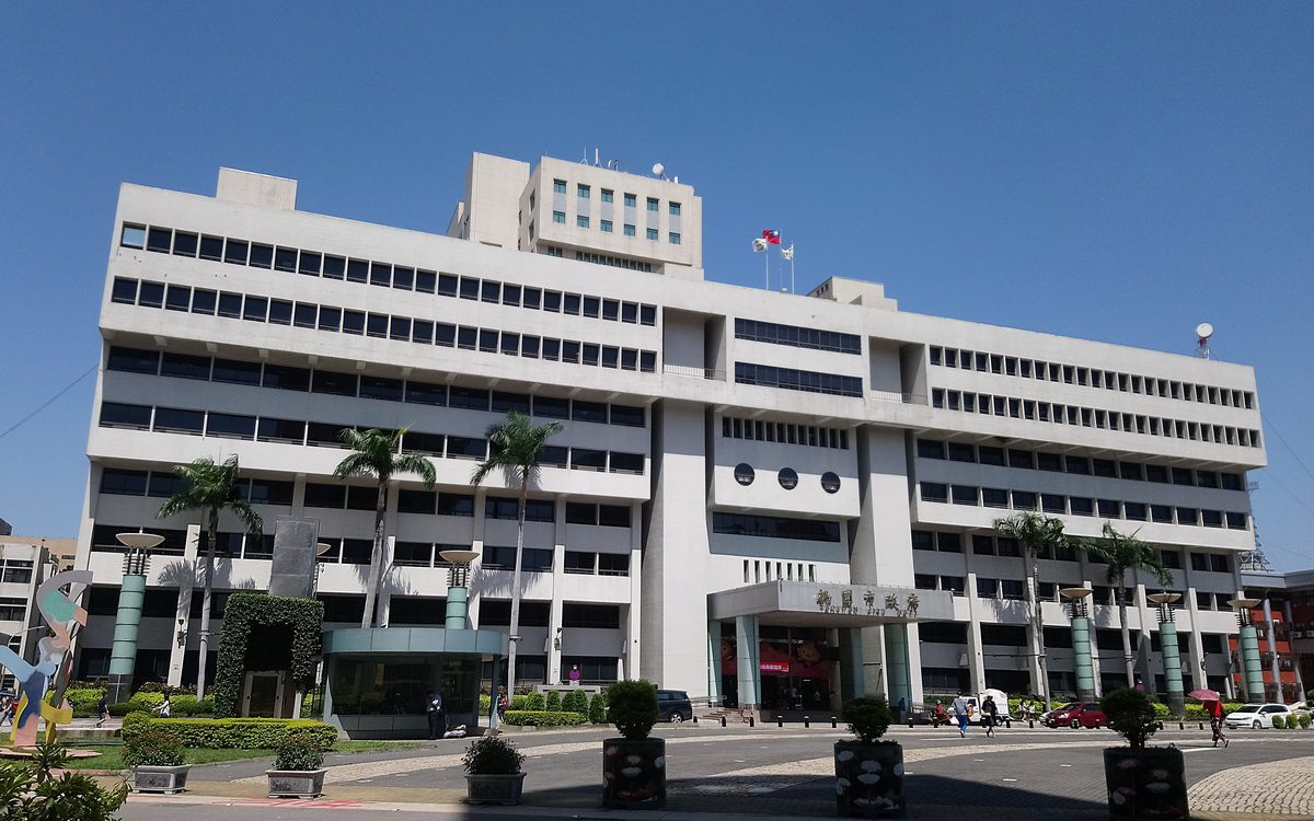 桃園市訂定工程「施工圍籬標準圖例」 避免用路人及施工風險 桃園市訂定工程「施工圍籬標準圖例」 避免用路人及施工風險