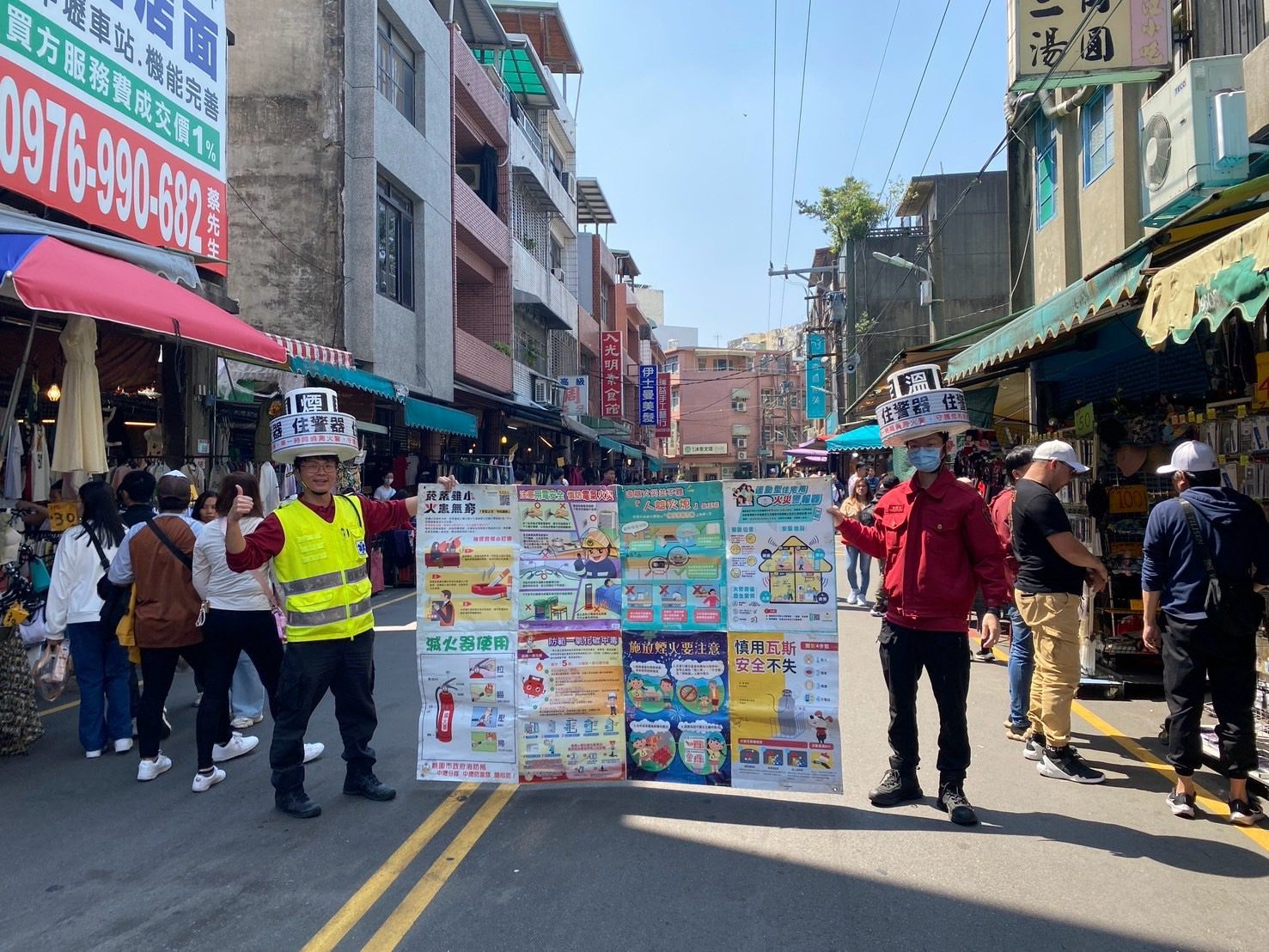 提升移工防災意識!桃消中壢分隊深入市集推廣住警器 提升移工防災意識!桃消中壢分隊深入市集推廣住警器