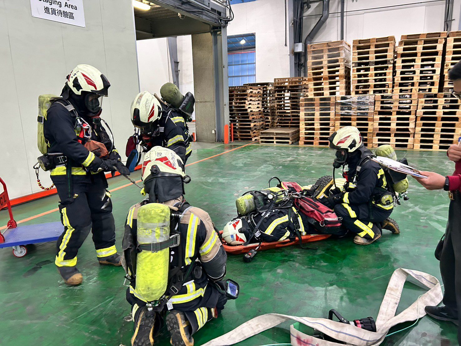 桃消埔心分隊辦理倉儲火警演練 出動「這物」提升救災安全性 桃消埔心分隊辦理倉儲火警演練 出動「這物」提升救災安全性