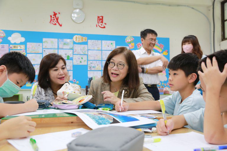 海洋委員會114年度「海洋素養種子教師培訓」歡迎有興趣教師踴躍報名 海洋委員會114年度「海洋素養種子教師培訓」歡迎有興趣教師踴躍報名