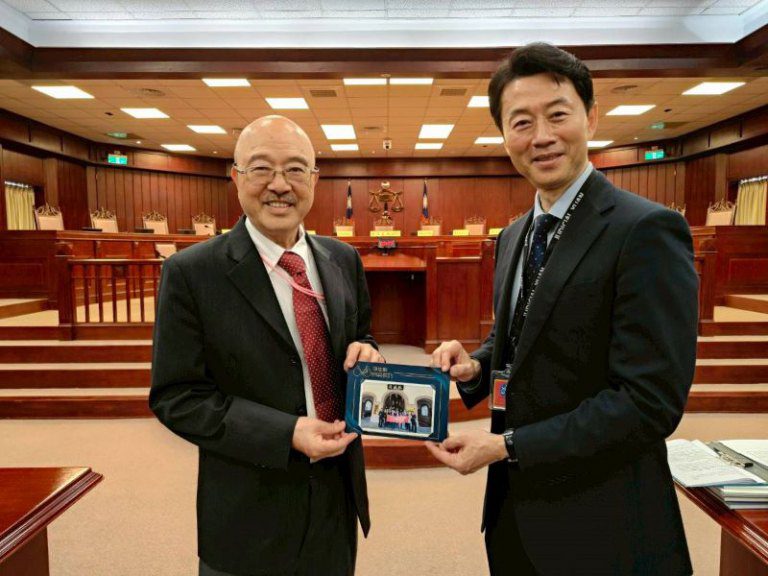 玄奘大學法律學系師生參訪司法院及臺灣高等法院 深入體驗司法實務運作及交流 玄奘大學法律學系師生參訪司法院及臺灣高等法院 深入體驗司法實務運作及交流