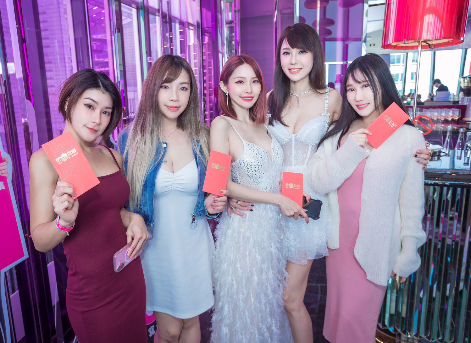 海倫清桃結合科技變革　推出XR互動式寫真　360 度無死角感受