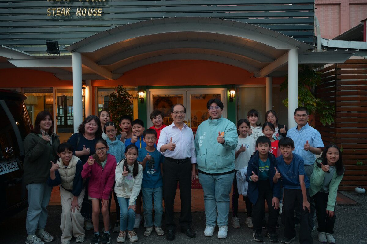 東華附小發明展榮獲佳績 花蓮市長魏嘉彥激勵孩子們努力 東華附小發明展榮獲佳績 花蓮市長魏嘉彥激勵孩子們努力