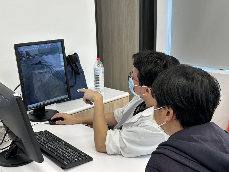 胸悶一週險送命!高雄秀傳醫療團隊緊急手術救回一命 胸悶一週險送命!高雄秀傳醫療團隊緊急手術救回一命