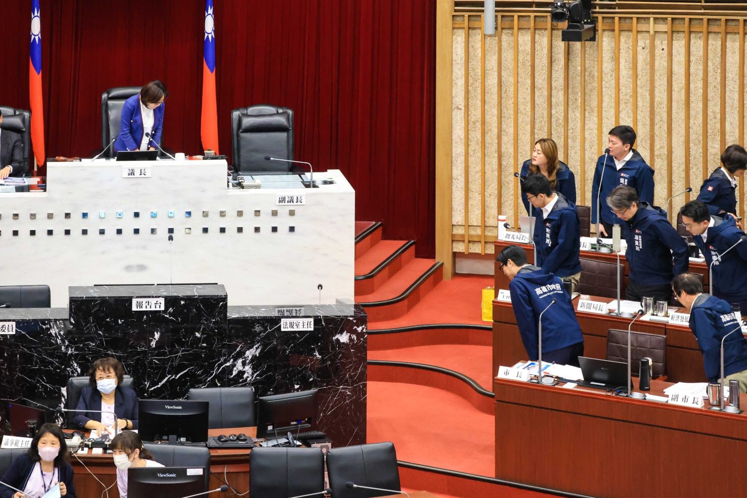 陳其邁赴議會進行施政報告 致力推動產業轉型持續推動智慧科技發展 陳其邁赴議會進行施政報告 致力推動產業轉型持續推動智慧科技發展