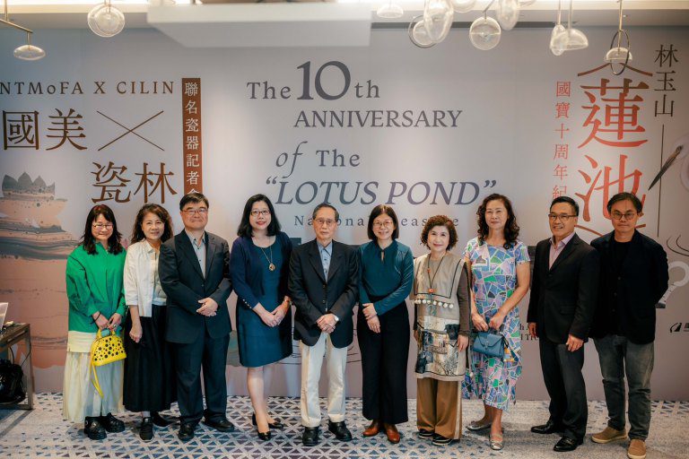 國美館攜手瓷林推出〈蓮池〉國寶十周年聯名瓷器 傳承經典藝術 國美館攜手瓷林推出〈蓮池〉國寶十周年聯名瓷器 傳承經典藝術