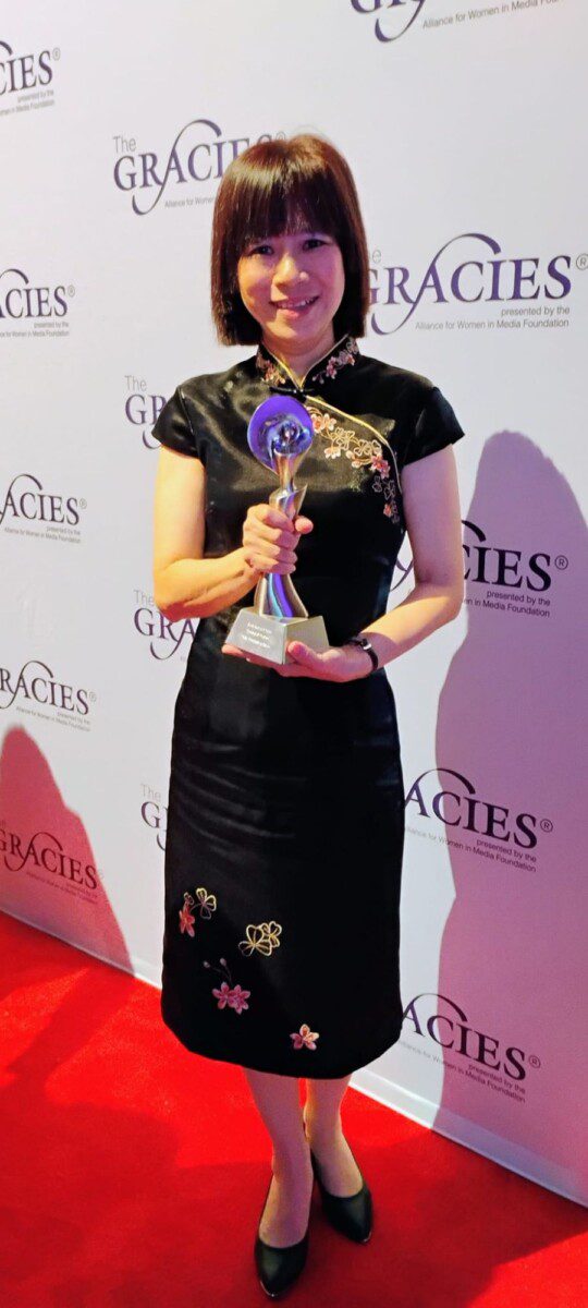 東華大學劉馬利老師製播【有緣千里˙話音樂】特別節目《Music is weapon》榮獲「葛蕾西獎」非英語廣播節目 東華大學劉馬利老師製播【有緣千里˙話音樂】特別節目《Music is weapon》榮獲「葛蕾西獎」非英語廣播節目