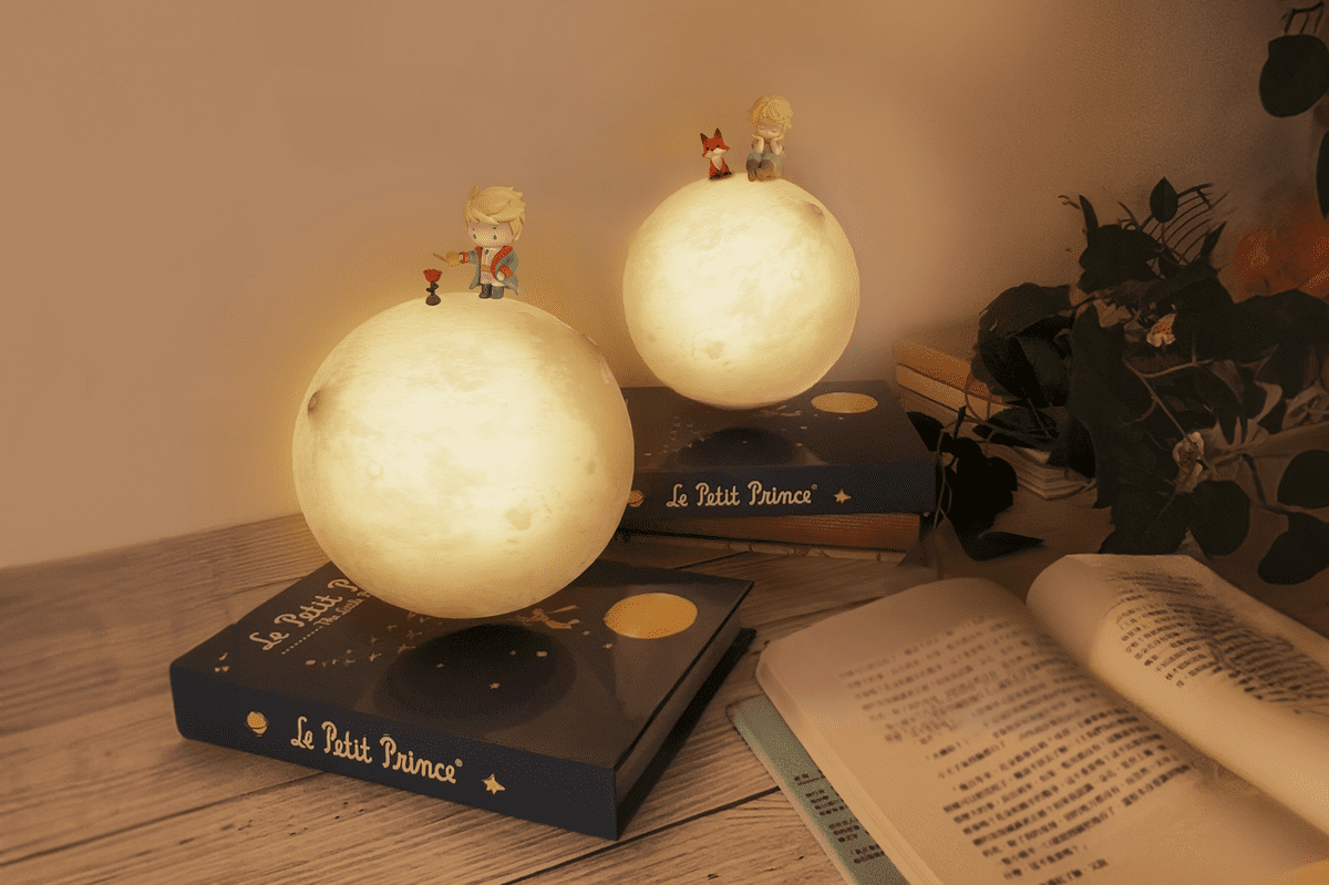 破萬人支持！手手公益與《小王子》攜手合作 打造獨家星球燈挺公益