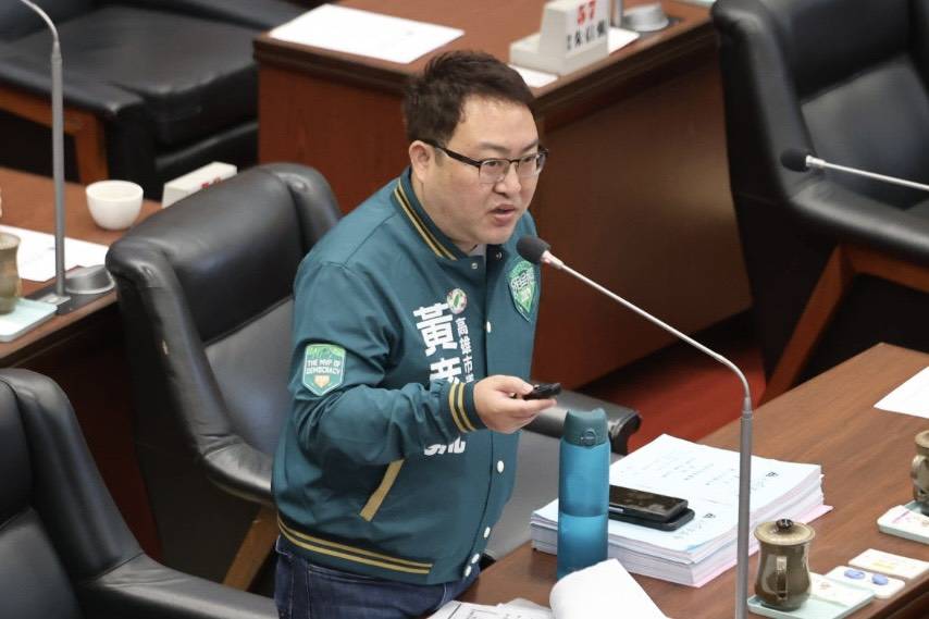 黃彥毓籲市府儘速完成高風險校舍盤點,提出具體分期重建計畫 黃彥毓籲市府儘速完成高風險校舍盤點,提出具體分期重建計畫