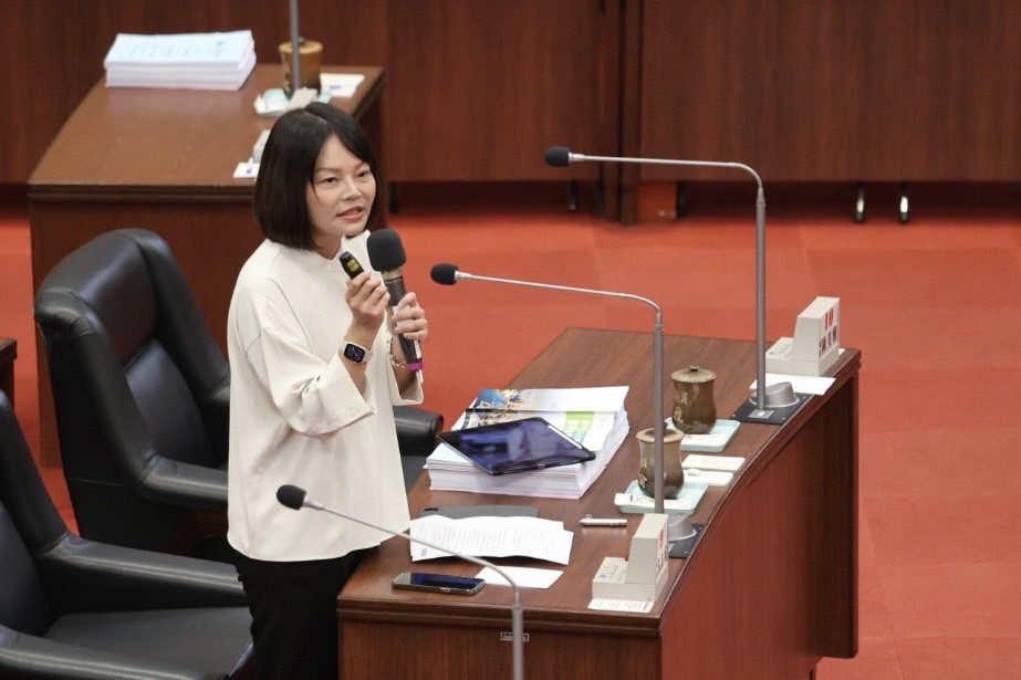 湯詠瑜力推高齡社宅 讓長輩晚年尊嚴生活 湯詠瑜力推高齡社宅 讓長輩晚年尊嚴生活