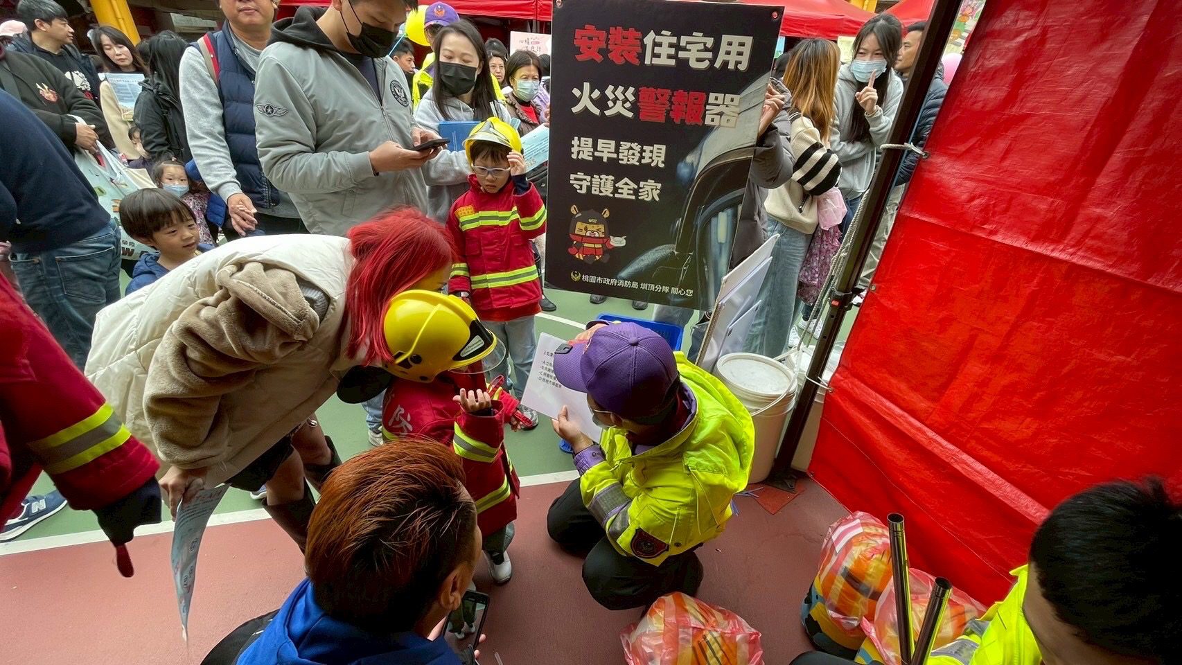 圳頂消防分隊強化民眾防火知識 清明前夕前進仁和國小宣導 圳頂消防分隊強化民眾防火知識 清明前夕前進仁和國小宣導