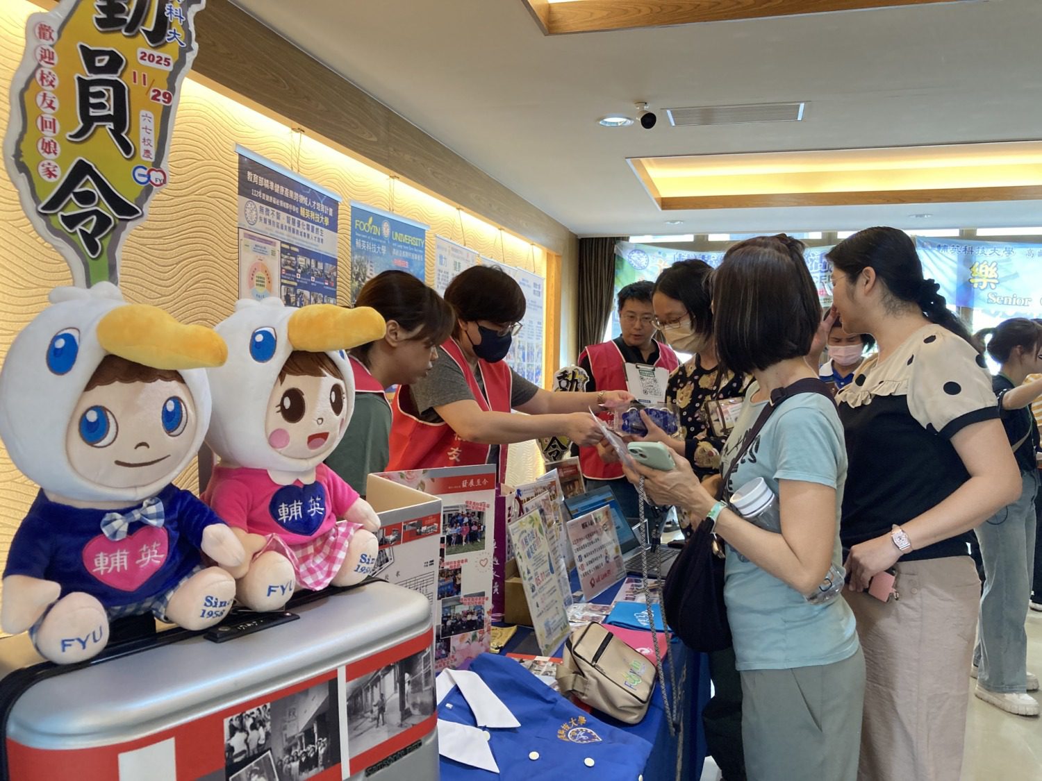 讓失智預防和照顧尊嚴又獨立 輔英高齡及長期照護事業系AI創新照護