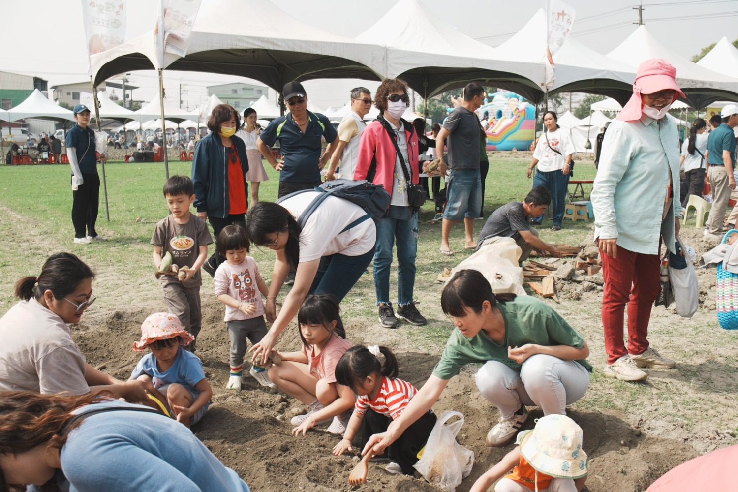 親子同樂探索屏東農村新魅力 到「好九不見·親子焢窯趣」體驗樂趣