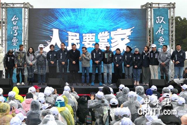 綠軍新竹市搞雙罷 藍白合挺鄭正鈐、高虹安 綠軍新竹市搞雙罷 藍白合挺鄭正鈐、高虹安