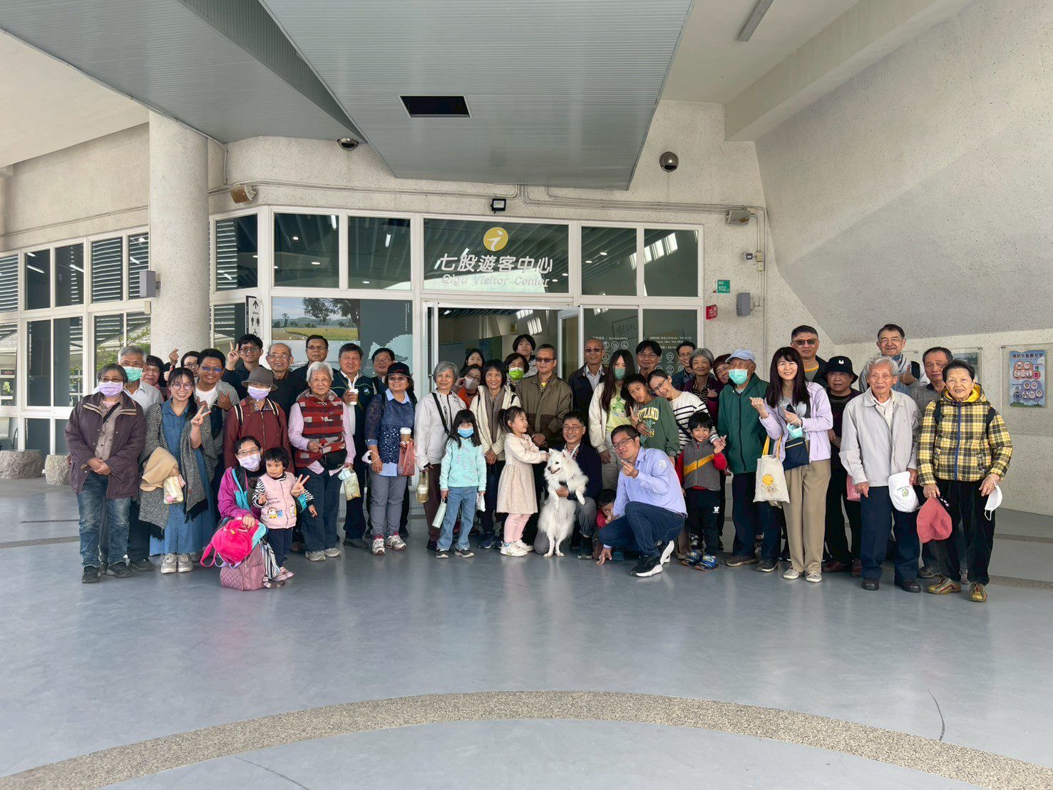 春遊七股首選！雲管處串聯青鯤鯓鹽田 x 國聖燈塔 推廣生態遊程