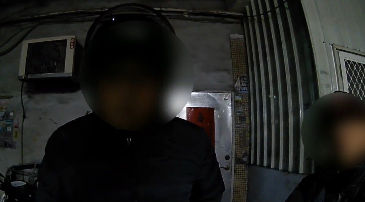 桃警連日強力臨檢除暴掃黑 盤查中意外查獲應收監女子 桃警連日強力臨檢除暴掃黑 盤查中意外查獲應收監女子