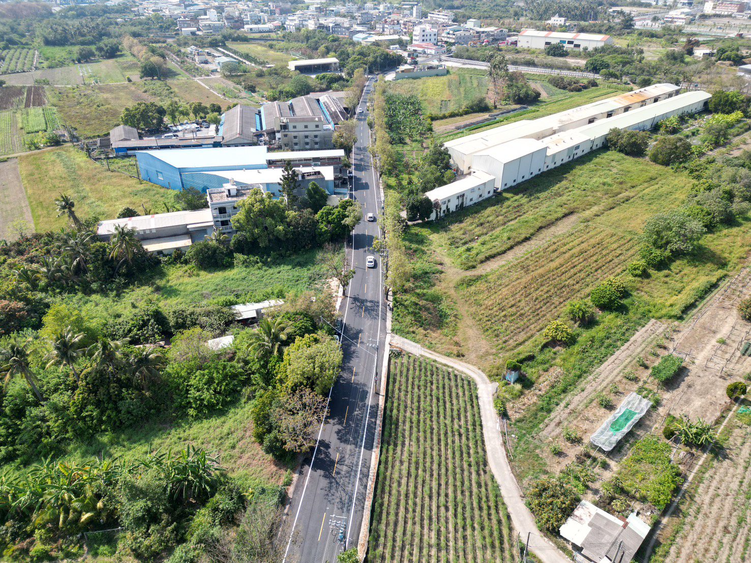 道工處利用轉爐石改善橋科聯外道路筆秀東路 筆直順暢用路更安全