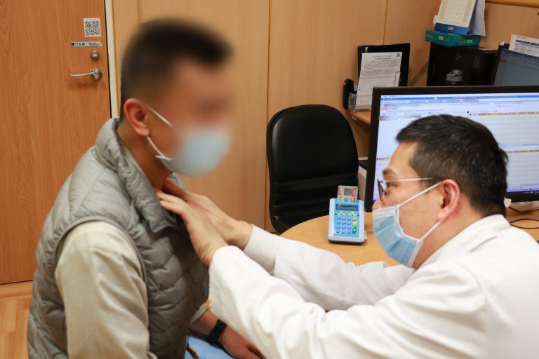 醫師揪甲狀腺濾泡癌　隱藏傷口手術健康又美觀