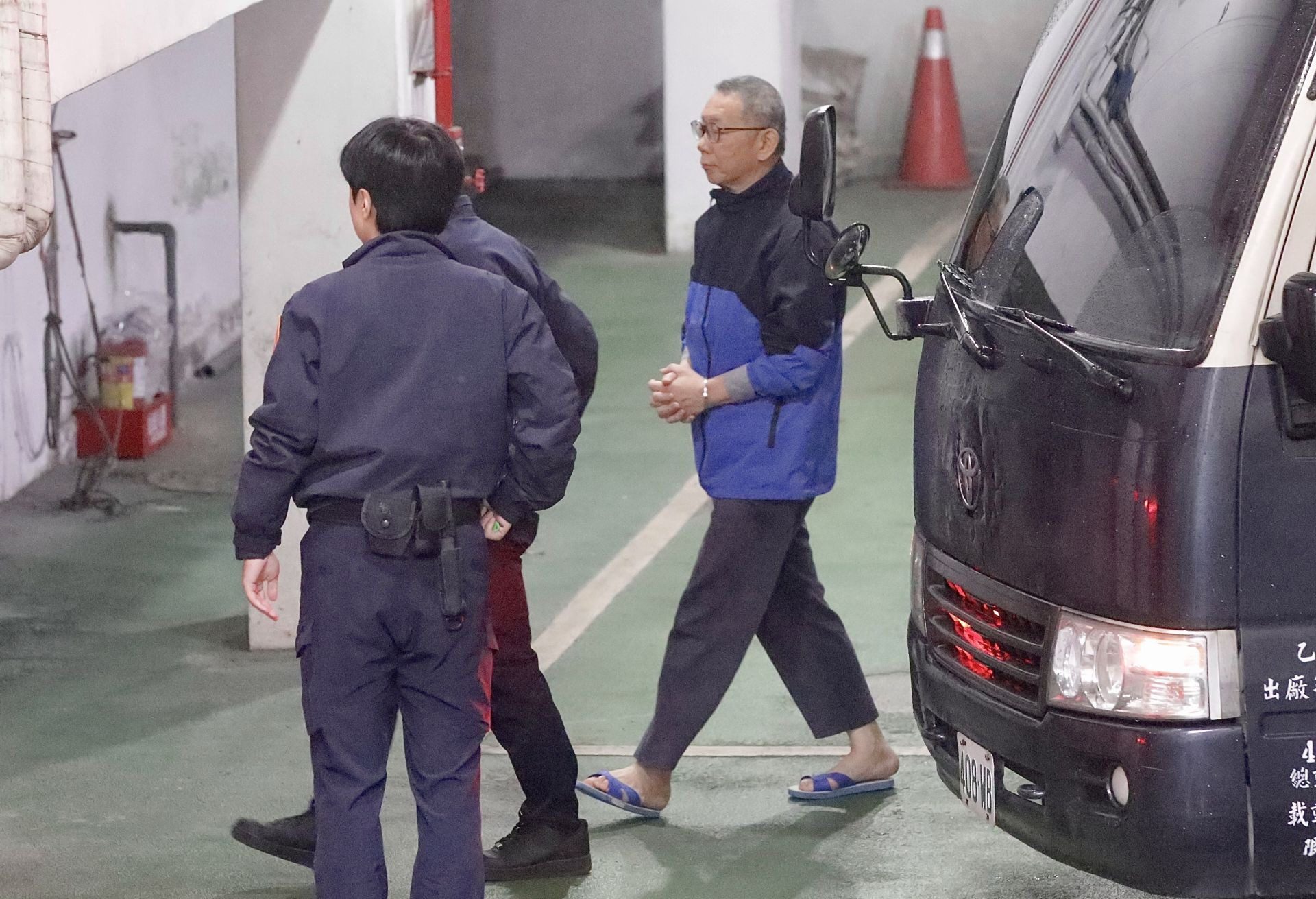 柯文哲再送醫!查出水腎結石堵尿管 預計明天手術 柯文哲再送醫!查出水腎結石堵尿管 預計明天手術