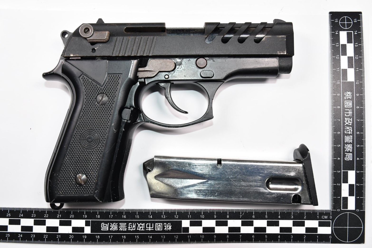 桃警AI巡防系統立大功 他因1事被抓包持有槍、毒 桃警AI巡防系統立大功 他因1事被抓包持有槍、毒