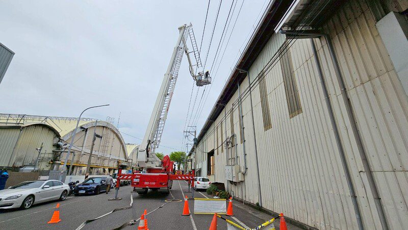 嘉市消防局政風處聯合辦理綠能太陽光電災害演練及危安宣導  強化市民防災意識 嘉市消防局政風處聯合辦理綠能太陽光電災害演練及危安宣導  強化市民防災意識