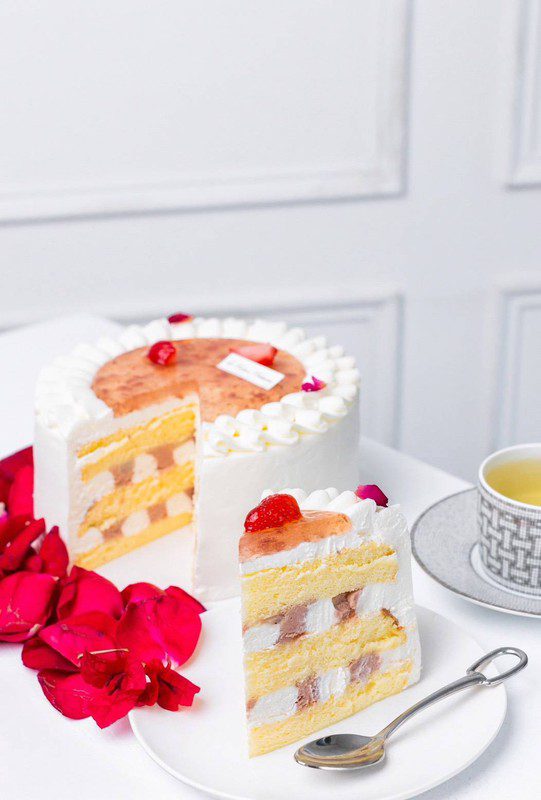 法朋烘焙甜點坊X吳寶春聯手 推出母親節『荔枝玫瑰鮮奶油蛋糕』