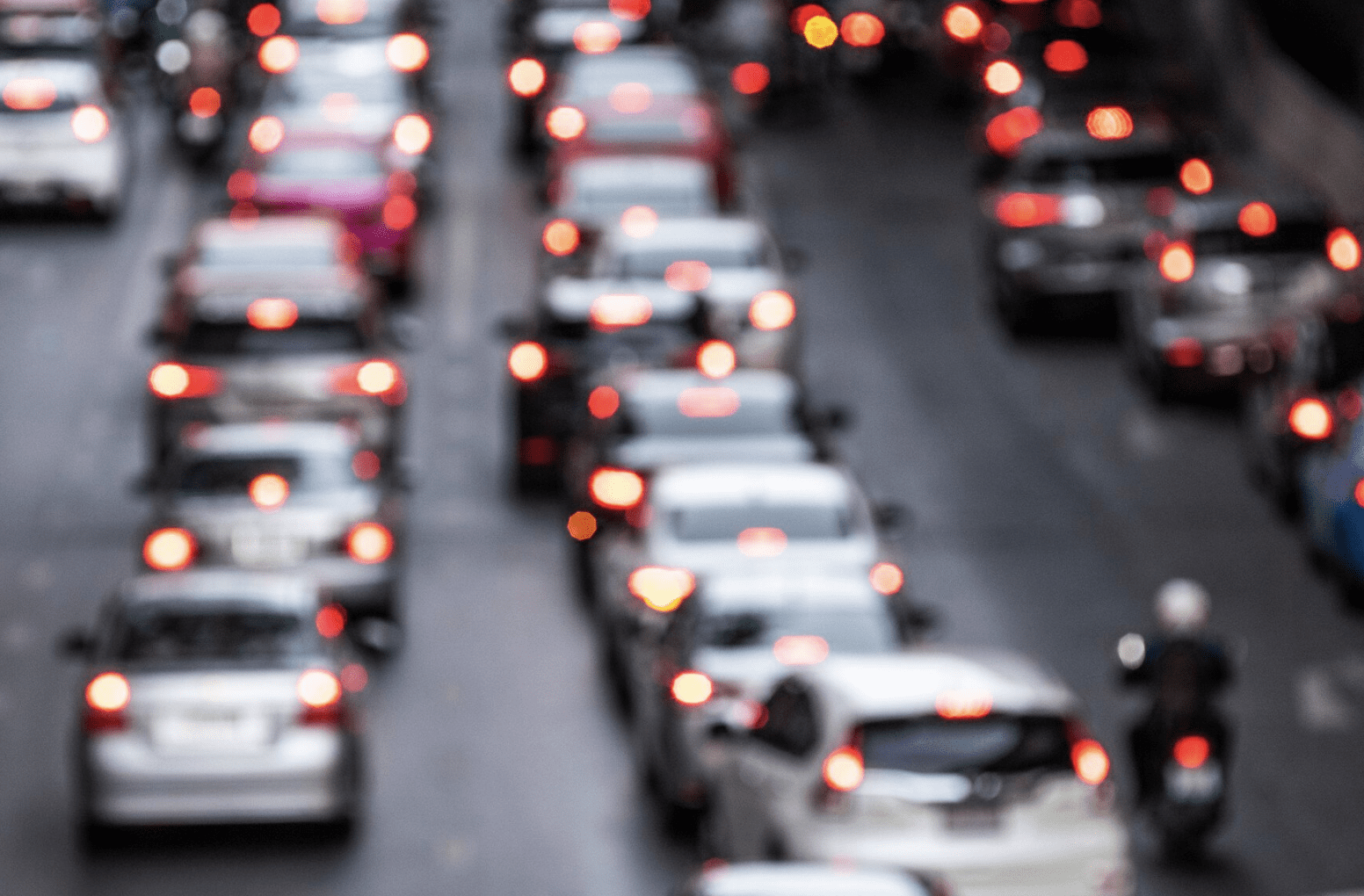 清明連假車潮湧現！國道多處路段「紫爆」