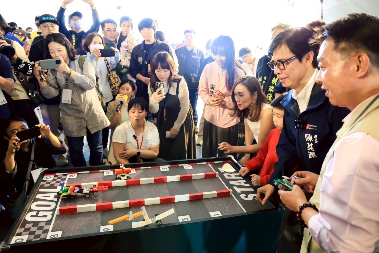 2025高雄兒童藝術節登場  陳其邁:讓孩子們擁有難忘的節慶回憶 2025高雄兒童藝術節登場  陳其邁:讓孩子們擁有難忘的節慶回憶