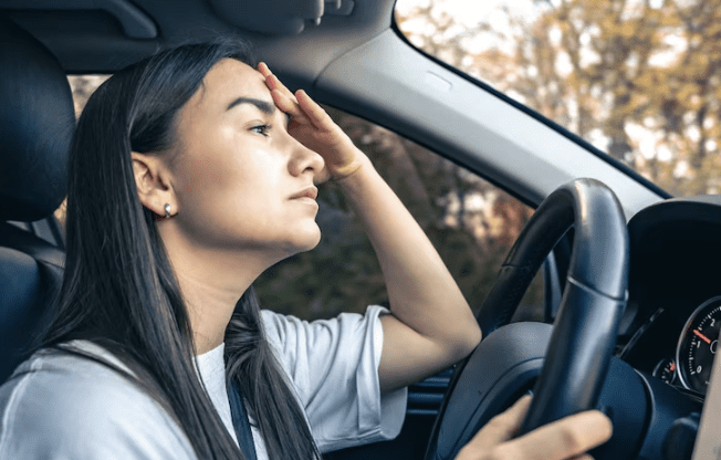 國道「龜速車」恐遭重罰!網讚:多開單 國道「龜速車」恐遭重罰!網讚:多開單
