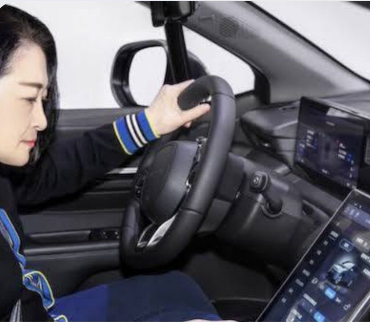 針對進口車加徵 25% 關稅 裕隆集團發正式聲明駁斥網路言論及不實指控 針對進口車加徵 25% 關稅 裕隆集團發正式聲明駁斥網路言論及不實指控