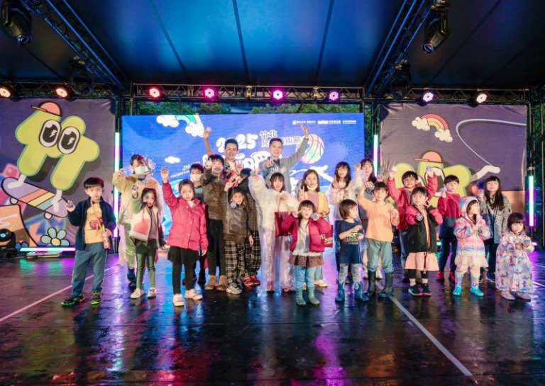 2025兒藝術節圓滿落幕　鄭朝方：竹北孩子捨3C體驗街頭藝術