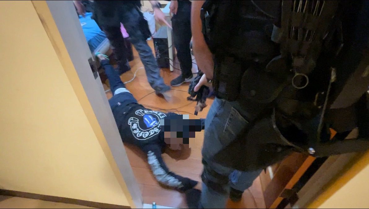 台美聯手斬斷詐欺產業鏈 詐騙機房成員狼狽被逮 台美聯手斬斷詐欺產業鏈 詐騙機房成員狼狽被逮