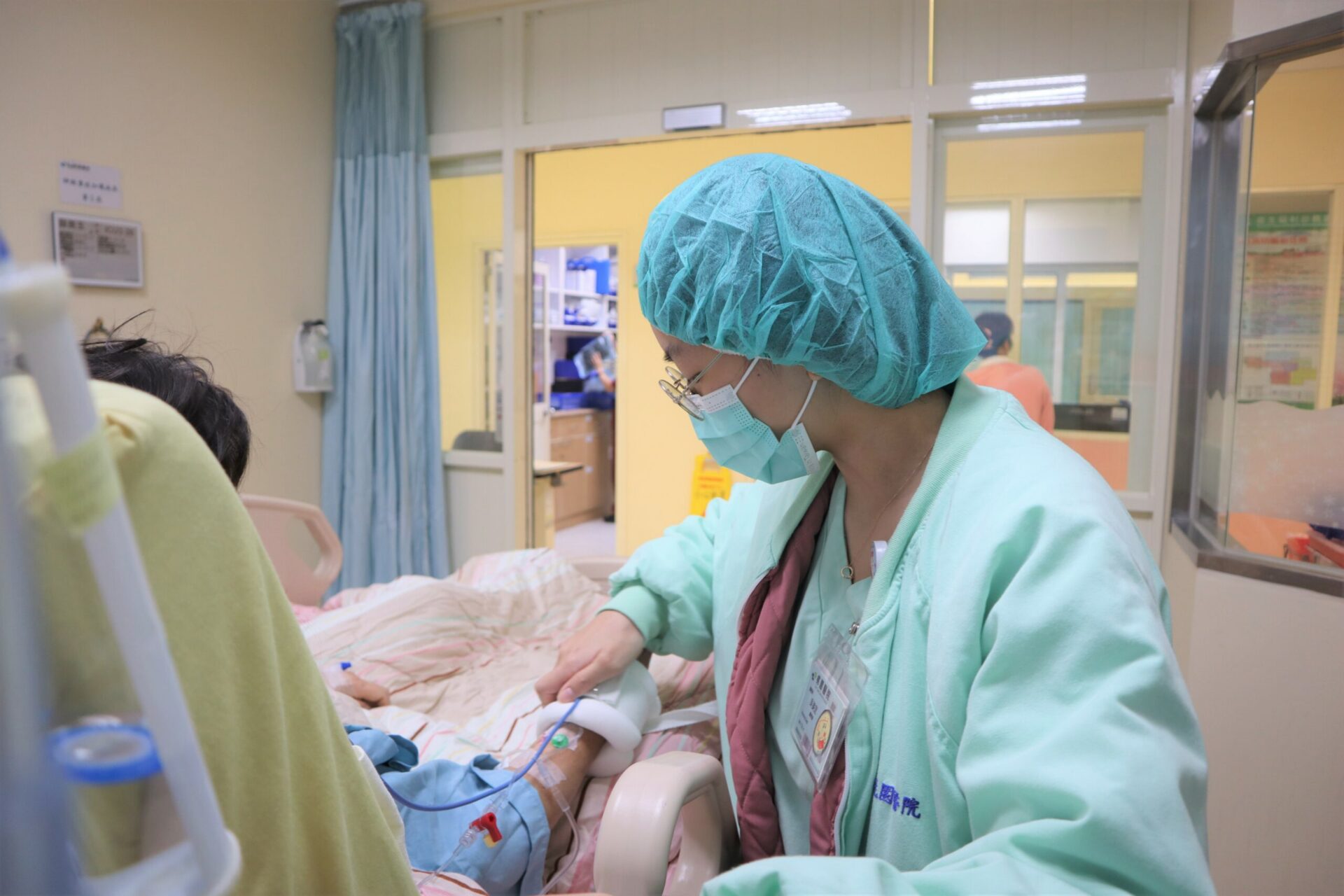 加護病房患者易焦慮孤獨 部桃護理長：家屬可準備這些東西