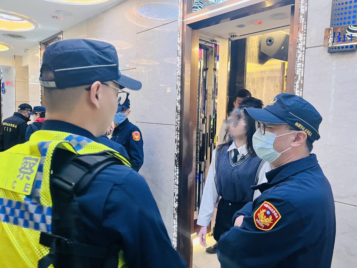 桃警清明連假雷霆除暴擴大臨檢 2失聯移工拒檢遭壓制