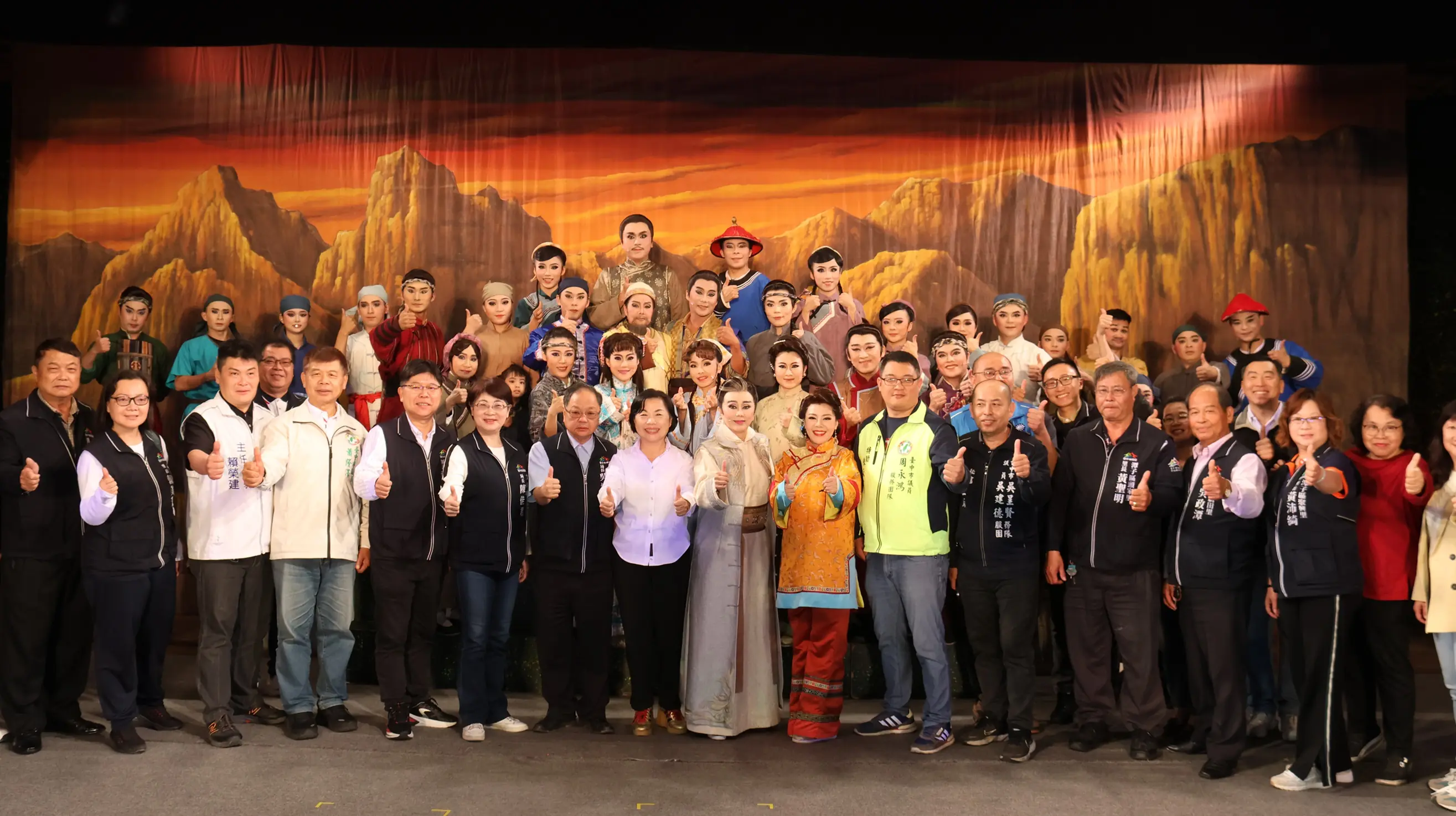 臺中傳統藝術巡演好戲連台  明華園戲劇總團俠貓潭子開演