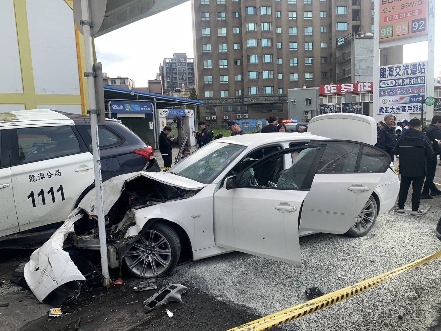 龍潭毒犯拒檢高速逃逸 衝撞警車後遭開槍制伏