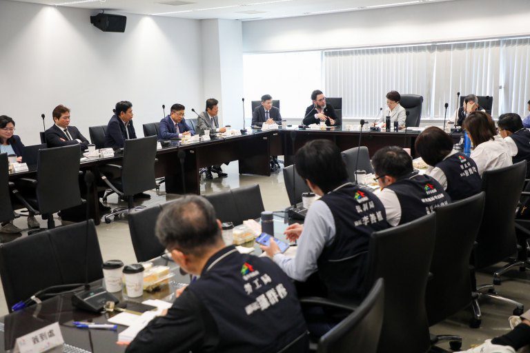 盧市府因應關稅祭6大對策　籲公股行庫勿抽銀根、立院速准880億元補助