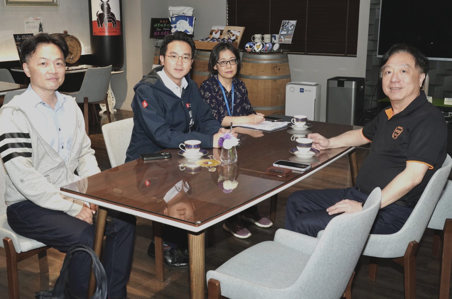 台灣螺絲產業面臨25%關稅 高市經發局拜會四大公協會加速資源對接 台灣螺絲產業面臨25%關稅 高市經發局拜會四大公協會加速資源對接