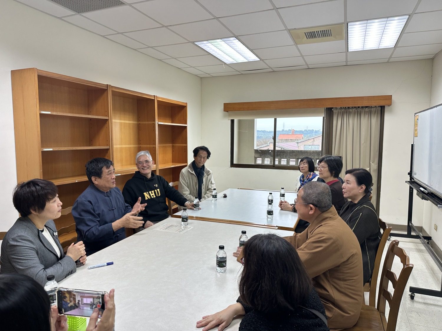 南華邀鄭阿財教授研擬合作 積極推動敦煌學的傳承與發揚 南華邀鄭阿財教授研擬合作 積極推動敦煌學的傳承與發揚